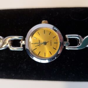 Vintage Sonic Quartz Watch Gold and Silver Tone